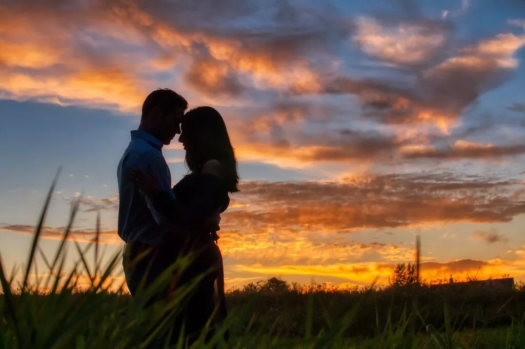 3 Things You Should Never Do on a First Date