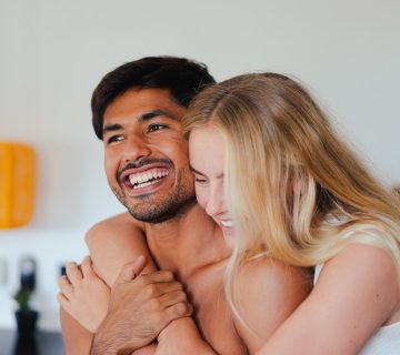 Emotionally Unavailable Men: Definition, Signs & FAQs