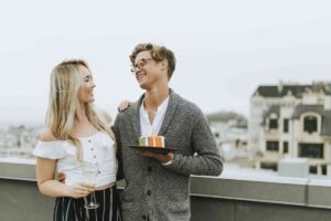Signs of Experiencing First Love
